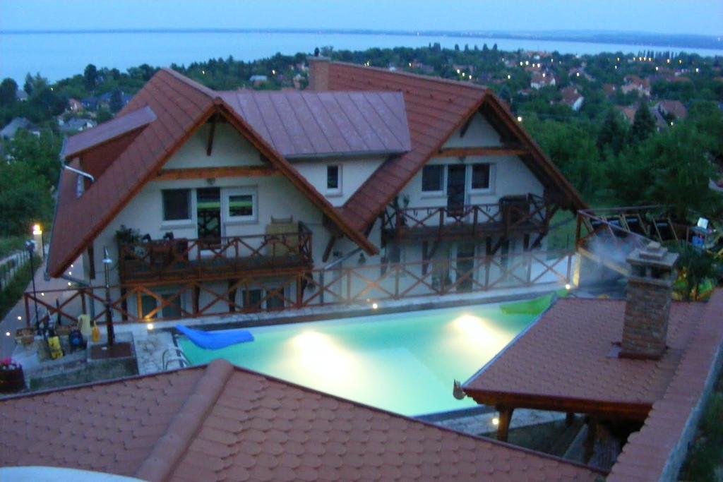 Holidaysport Haus Balatongyörök 외부 사진
